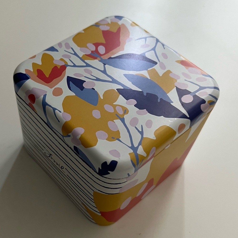 Fossil Multicolor Tin Box - Picture 3 of 6